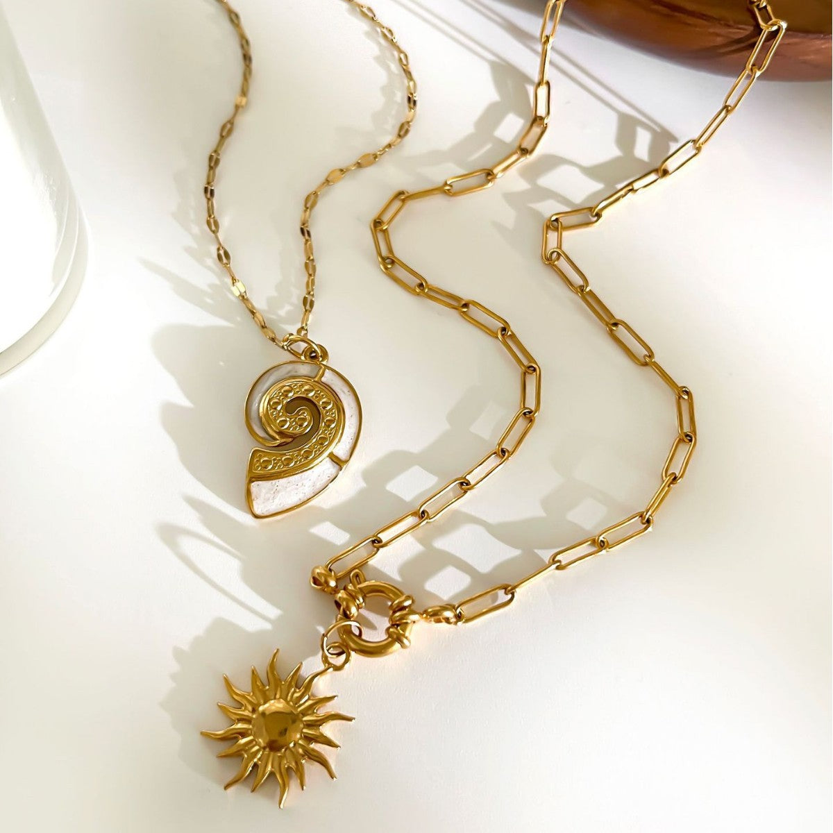 Vintage Titanium Steel Sunflower Conch Necklace