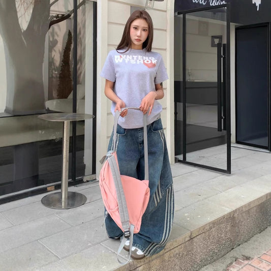 Jeans with wide legs