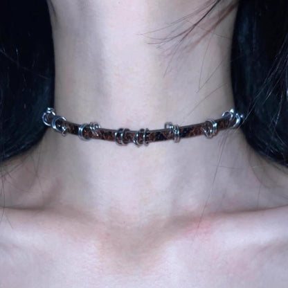 metal necklace