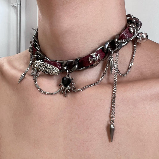 metal necklace