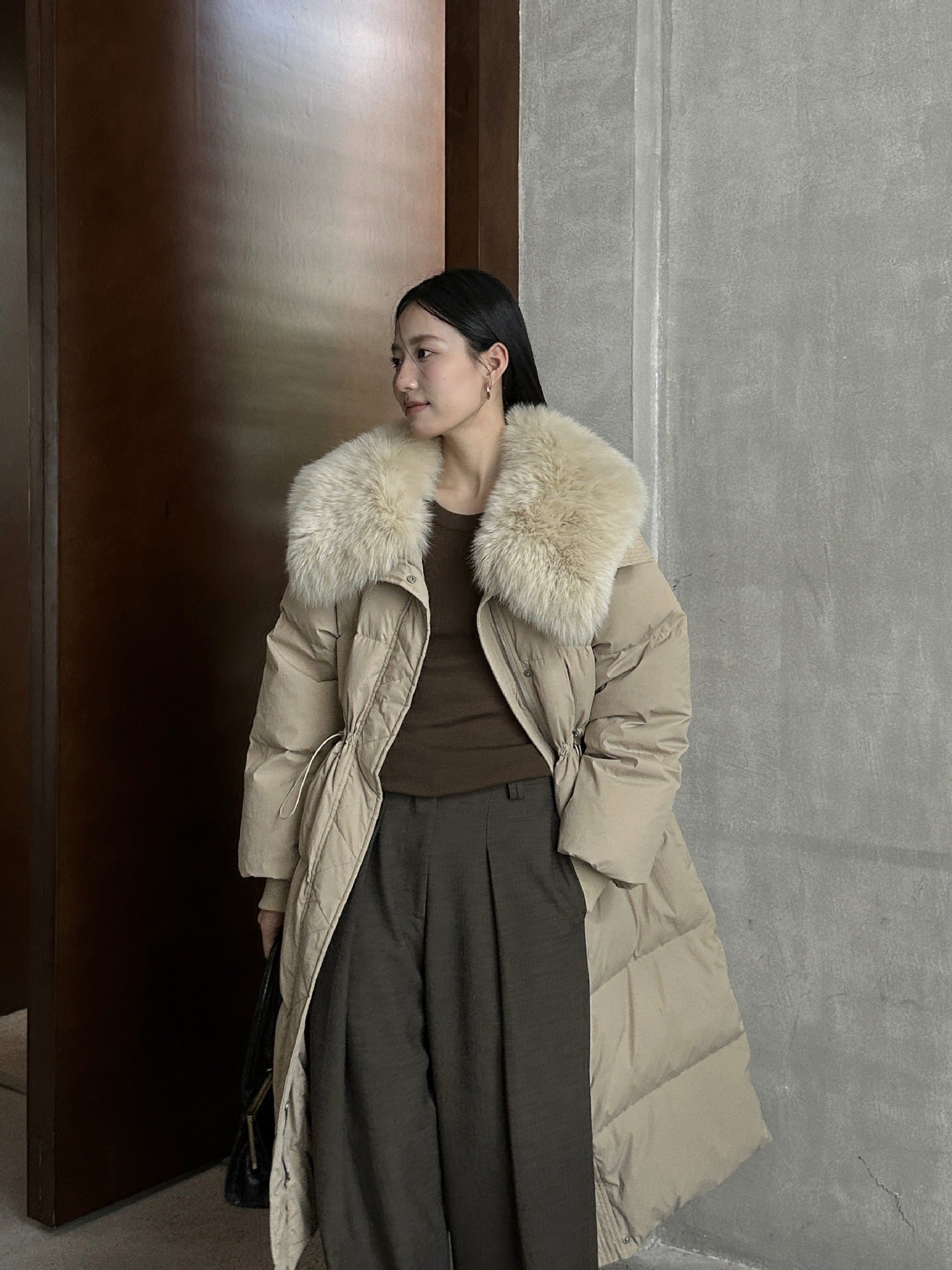 Women's Winter Fox Fur Collar Down Jacket